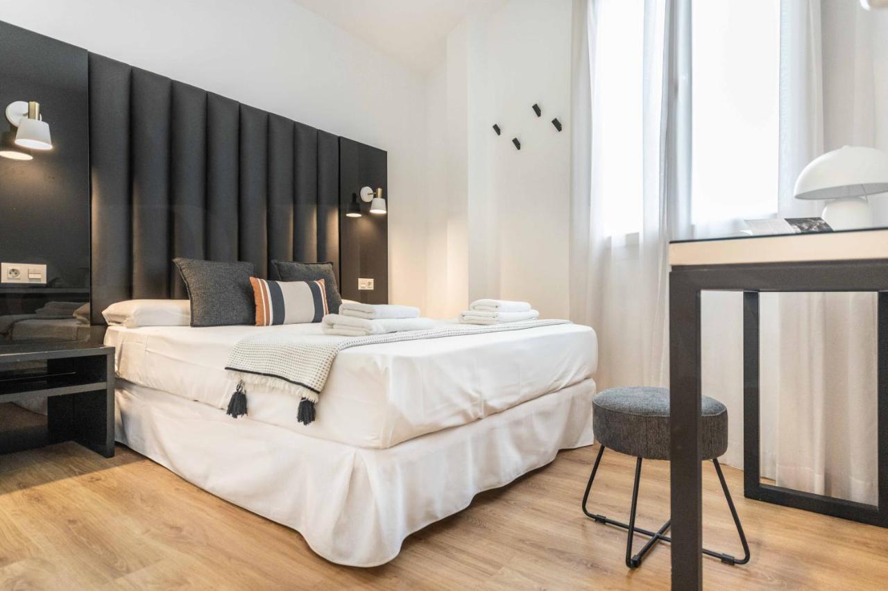 Ferienwohnung Inviting Duplex In Front Of Picasso Museum By Rems Málaga Exterior foto