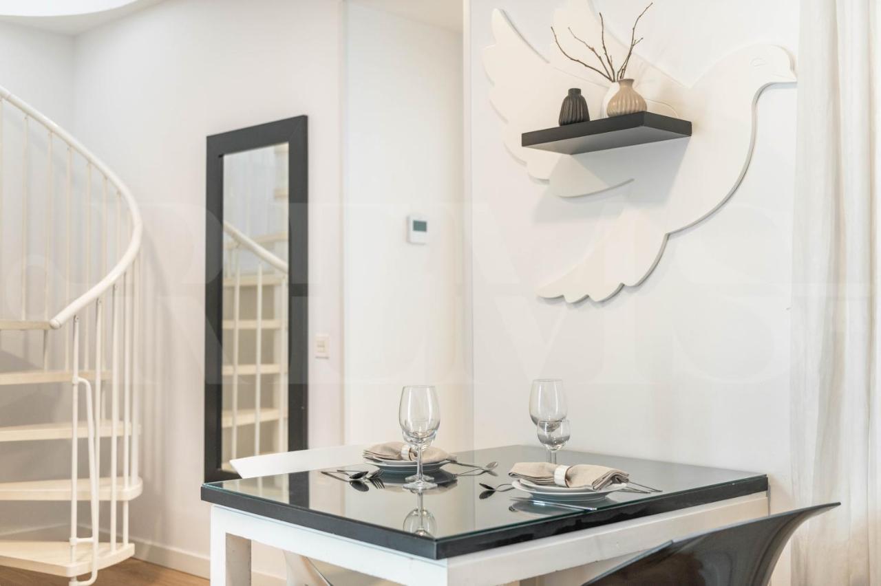 Ferienwohnung Inviting Duplex In Front Of Picasso Museum By Rems Málaga Exterior foto