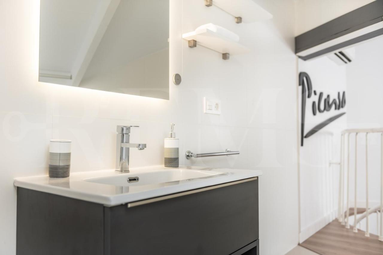 Ferienwohnung Inviting Duplex In Front Of Picasso Museum By Rems Málaga Exterior foto